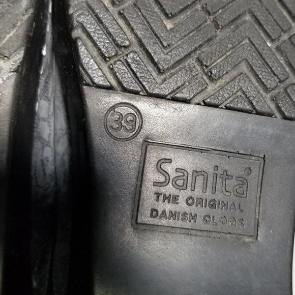 Sanita Metallic Floral Printed Slip On Clogs - Picture 7 of 7